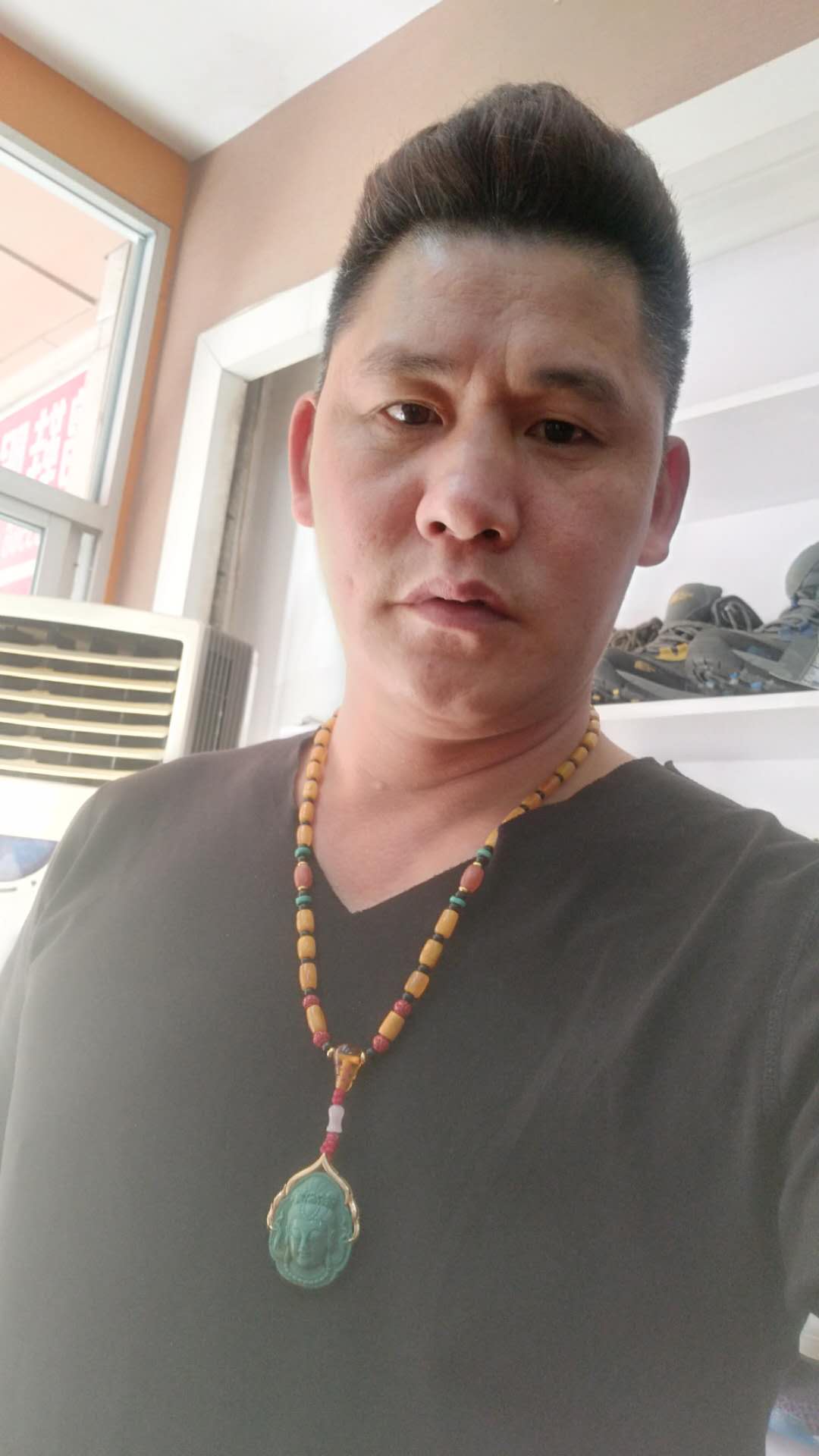 驰鼎曼妮贸易有限公司